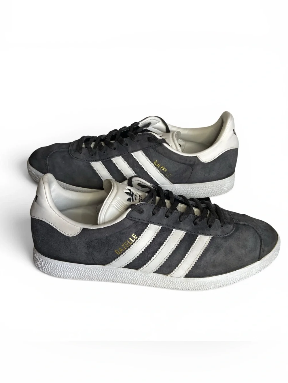 Adidas | Men’s Original Gazelle Dark Grey White Sneakers BB5480 | Size 10.5